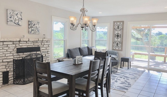 The Merlowe Breathtaking 17 Acres DRIPPING SPRINGS AND ATX CLOSE TO EVERYTHING!