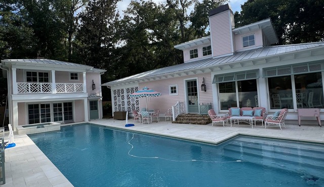 The Pink House in Fairhope, AL - less than a mile from The Grand Hotel!