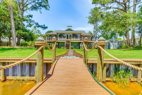 Waterfront Florida Vacation Rental w/Boat Dock