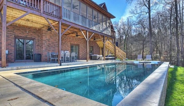 Winding Down |Pool & Hot Tub | Sleeps 20 |Sports Den