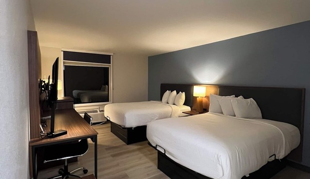Wingate by Wyndham Dublin Near Claytor Lake State Park