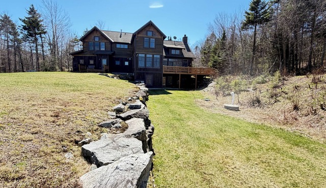Wonderful 5-bedroom house in Ludlow perfect for your Mountain getaway