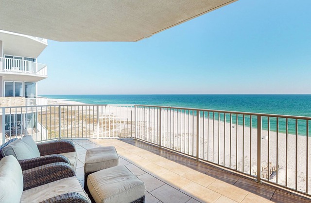 6th Floor Views, Spacious Wrap-Around Balcony, and more! in Perdido Key