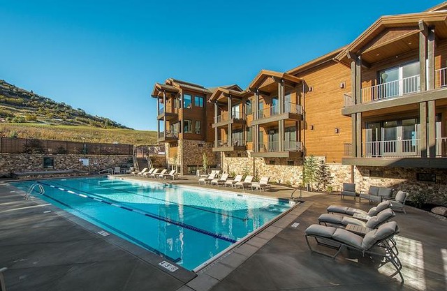 Juniper Landing by Lespri Management