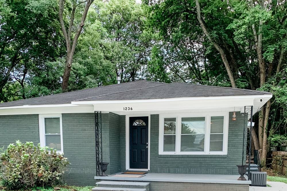 Photo of Outdoor in Five Points
