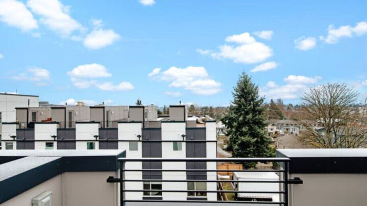 Photo of Outdoor in Minor