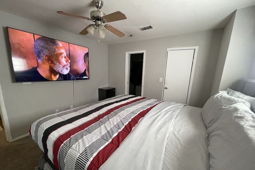 Photo of Bedroom in Lavista Park