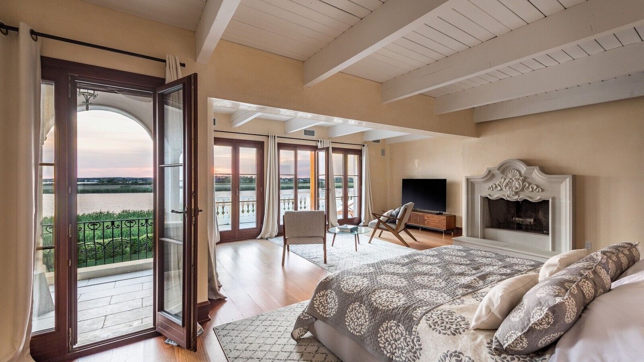 Photo of Bedroom in Bridgehampton