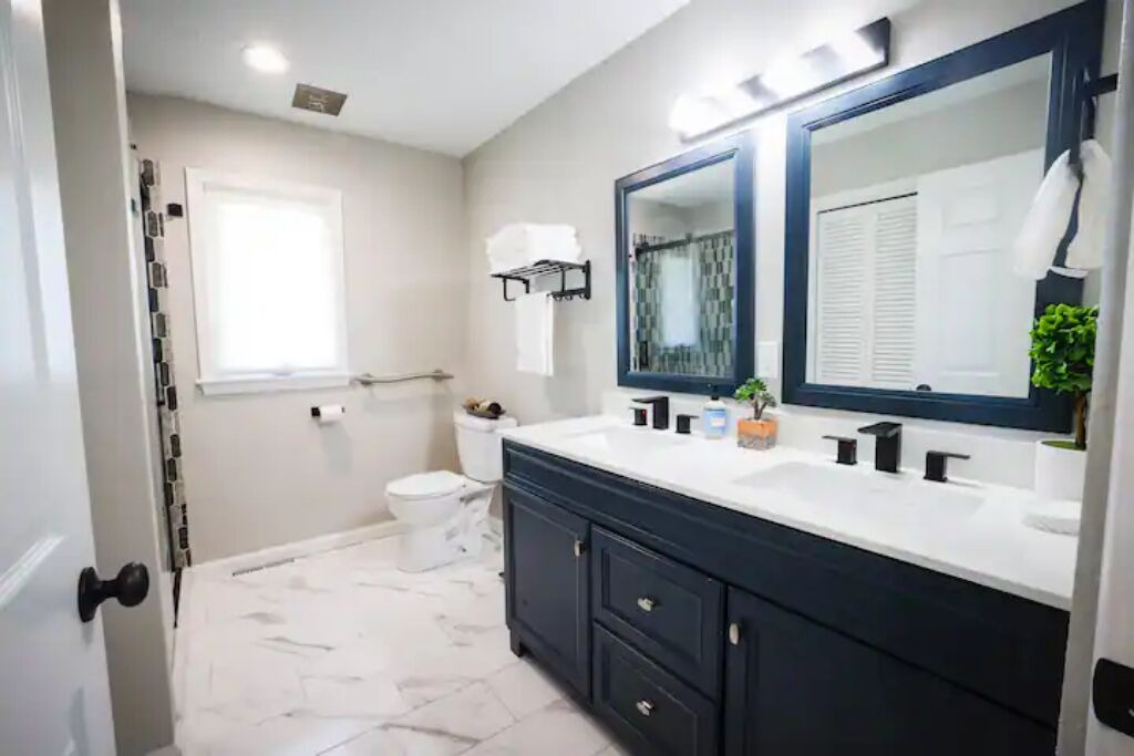 Photo of Bathroom in Overland Park