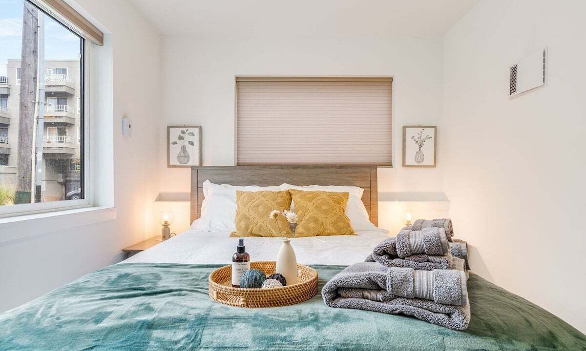 Photo of Bedroom in Lower Queen Anne