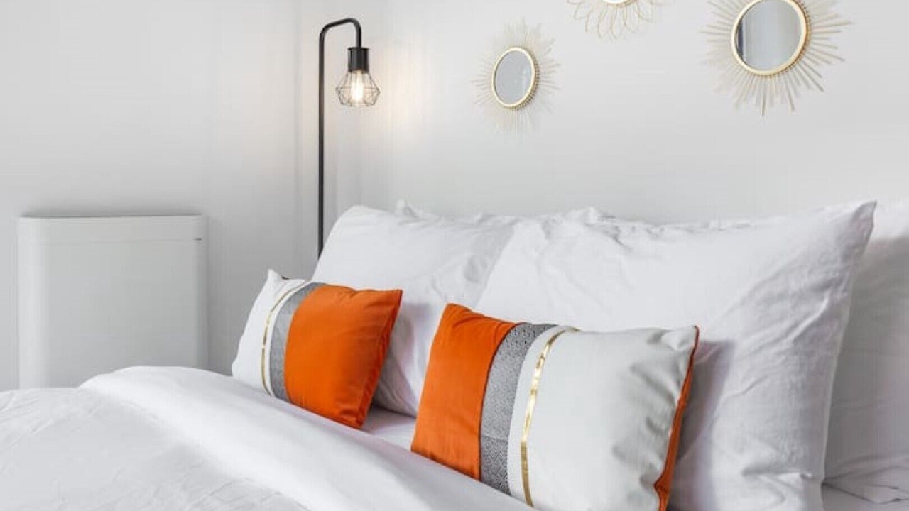 Photo of Bedroom in Minor