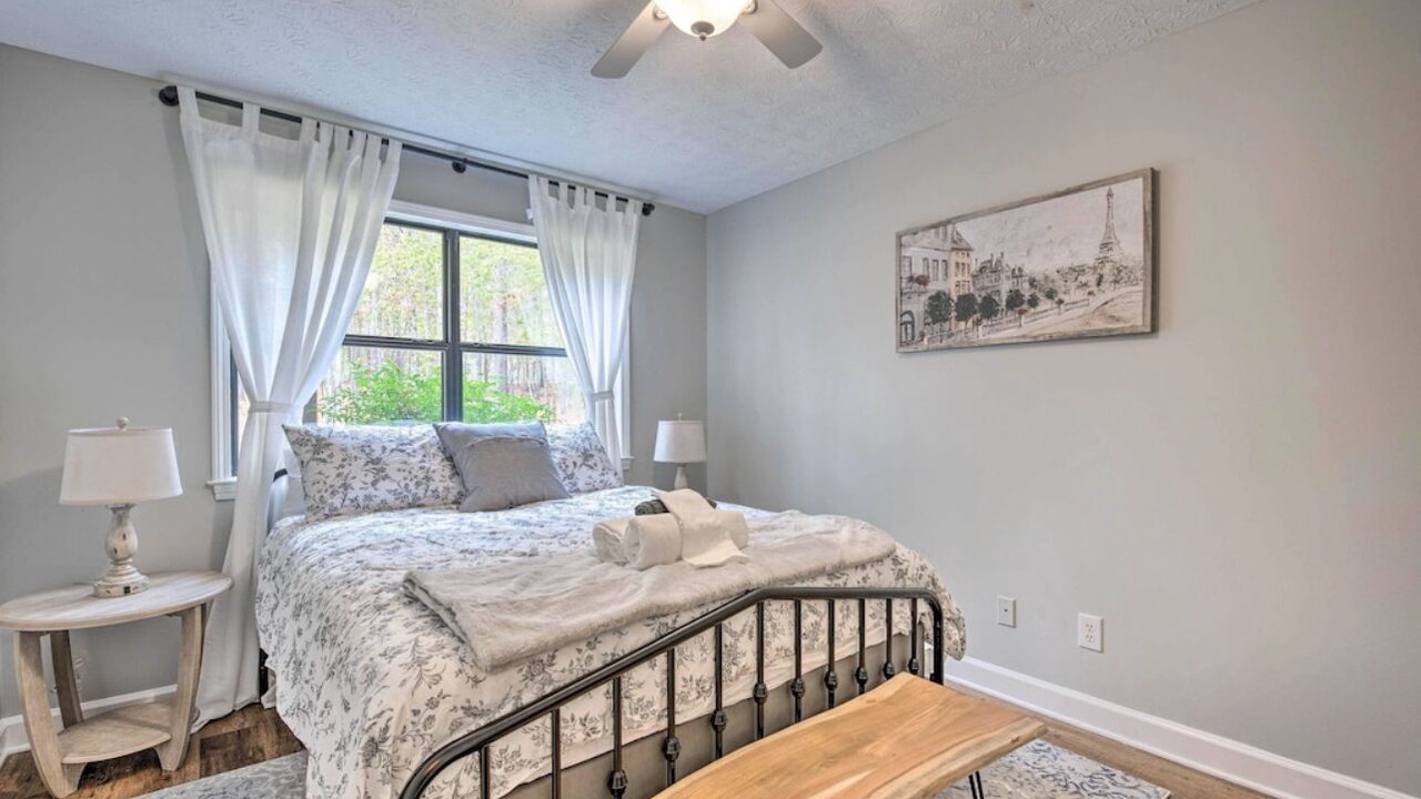 Photo of Bedroom in Chattahoochee Hills