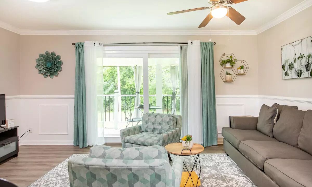 Photo of Livingroom in College Park