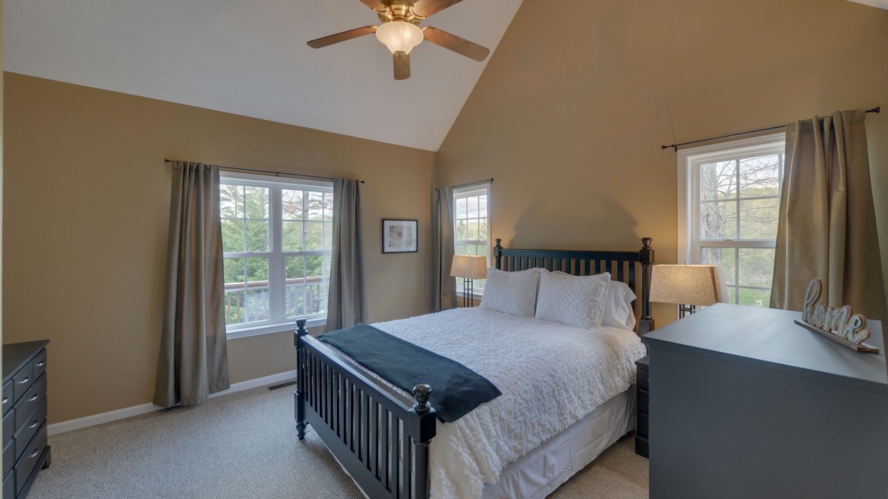 Photo of Bedroom in Blairsville