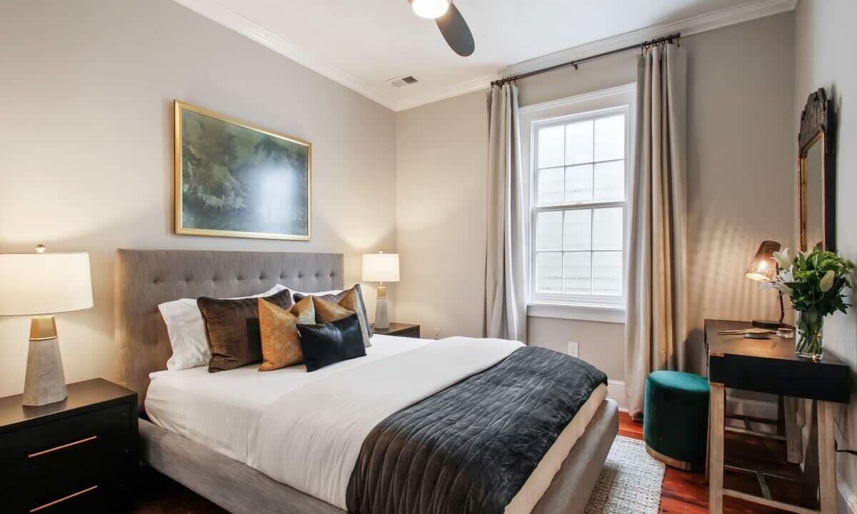 Photo of Bedroom in Beach Institute