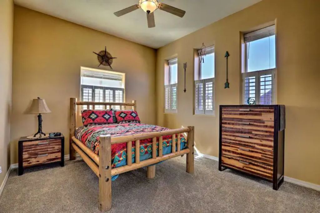 Photo of Bedroom in Hurricane