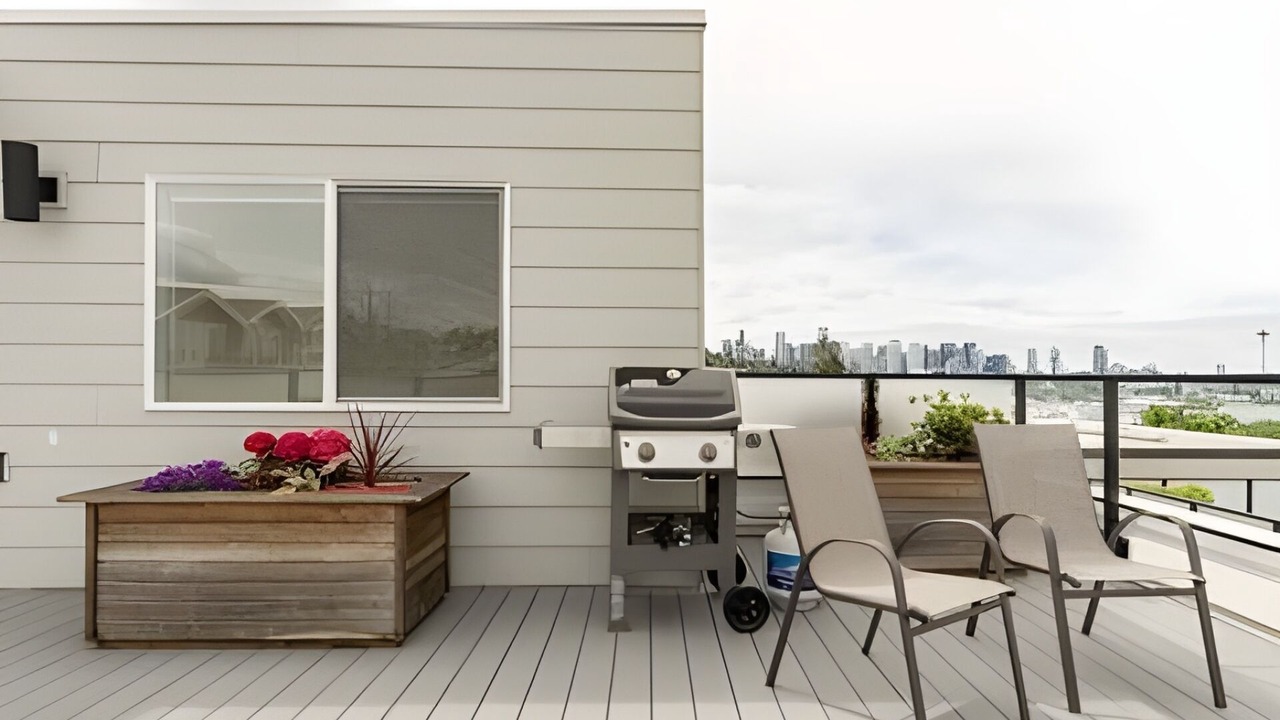 Photo of Outdoor in Eastlake