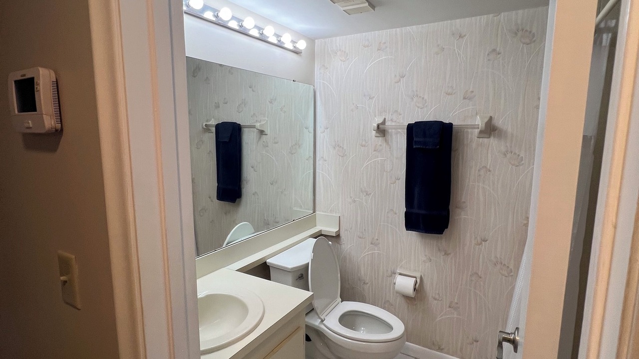 Photo of Bathroom in Ventura