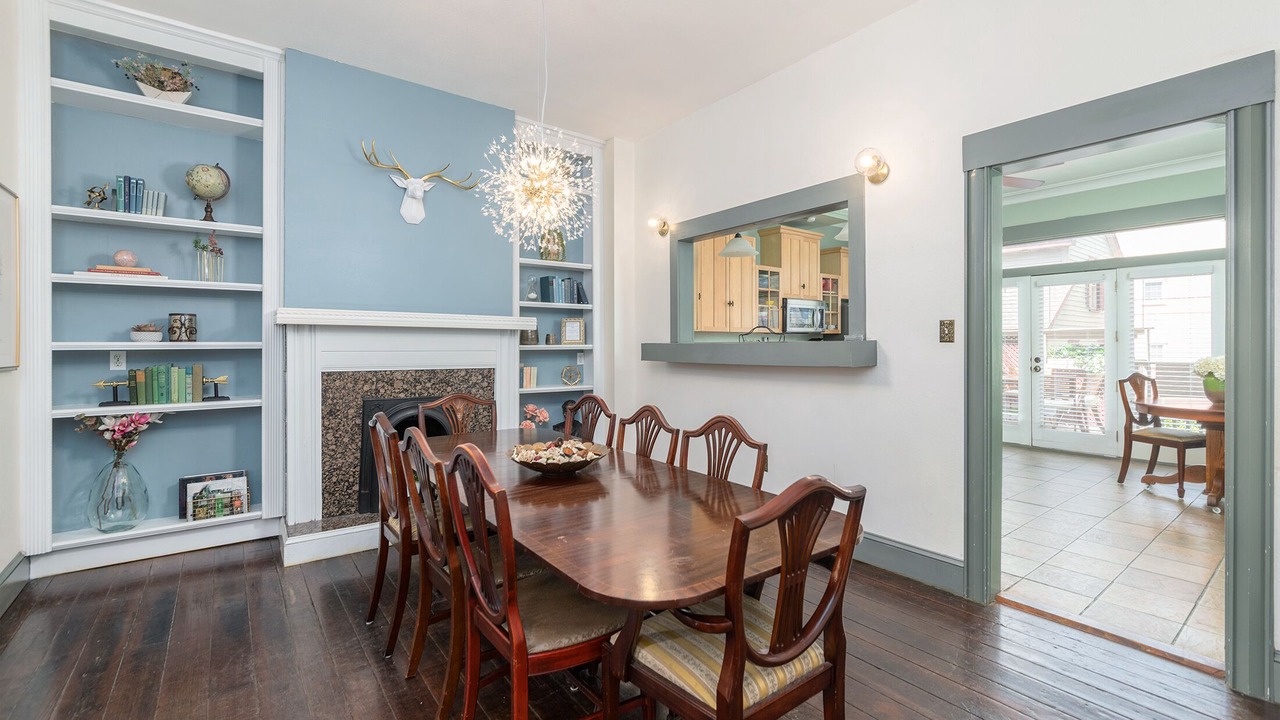Photo of Bedroom in Beach Institute