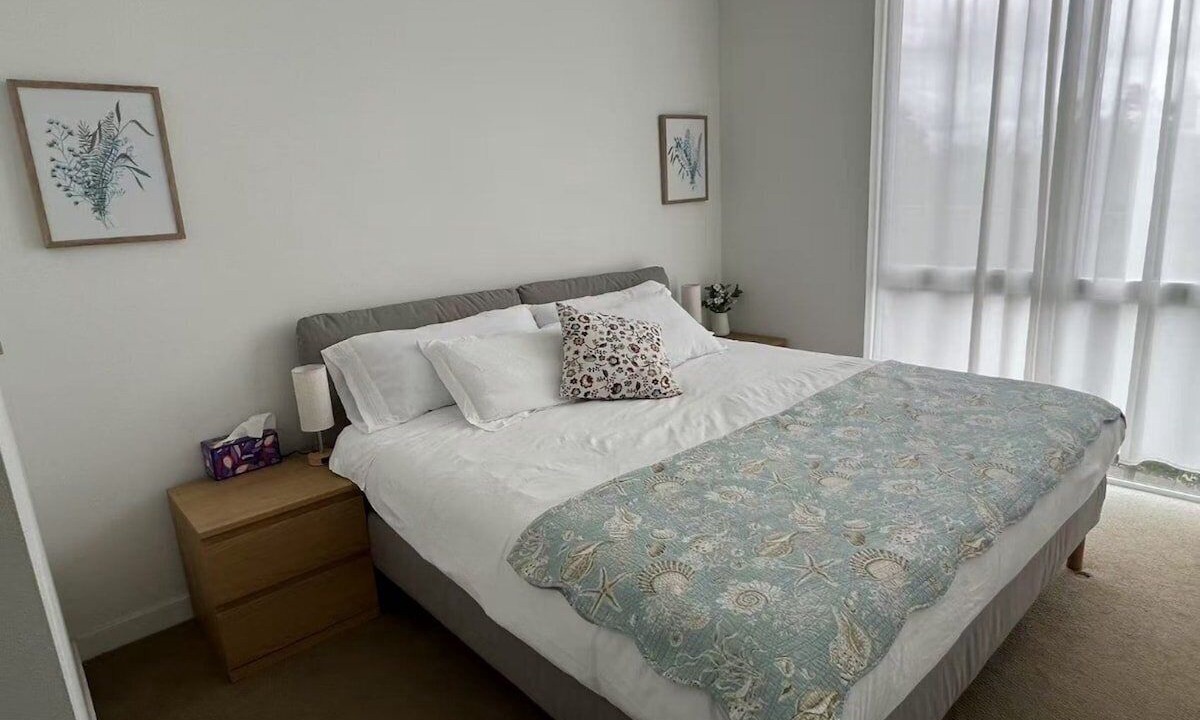 Photo of Bedroom in Minor