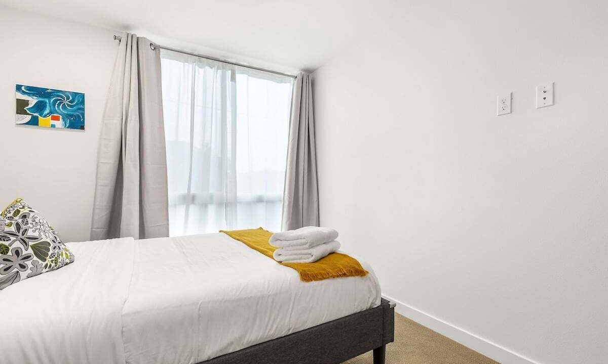 Photo of Bedroom in Minor