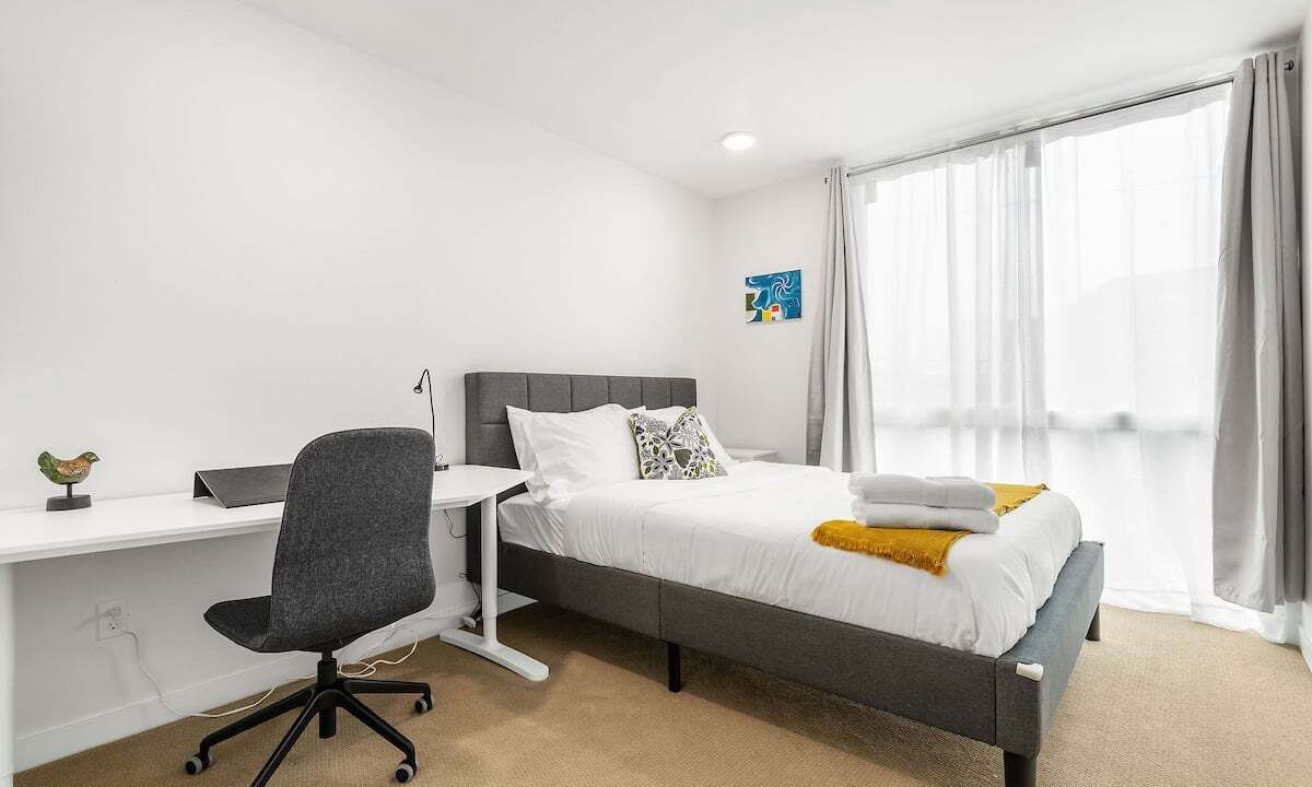 Photo of Bedroom in Minor