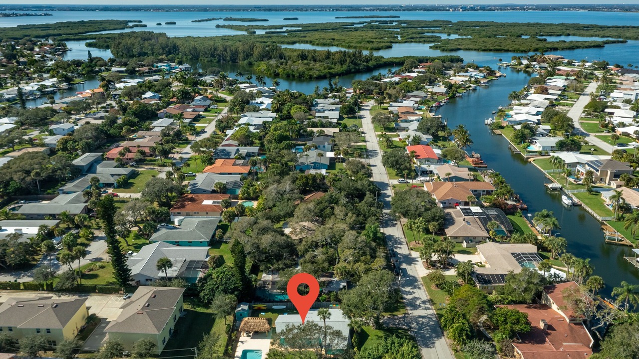 Photo of Others in Cocoa Isles