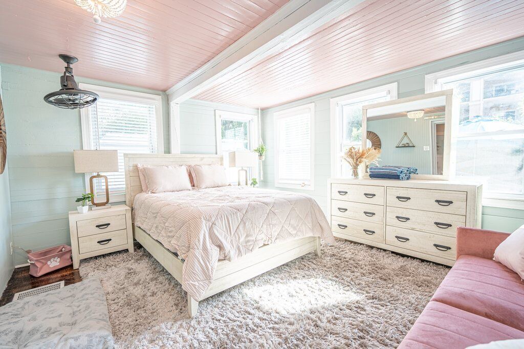 Photo of Bedroom in Tybee Island