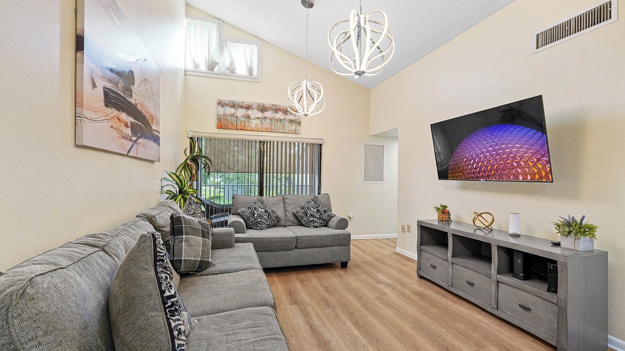 Photo of Livingroom in Ventura