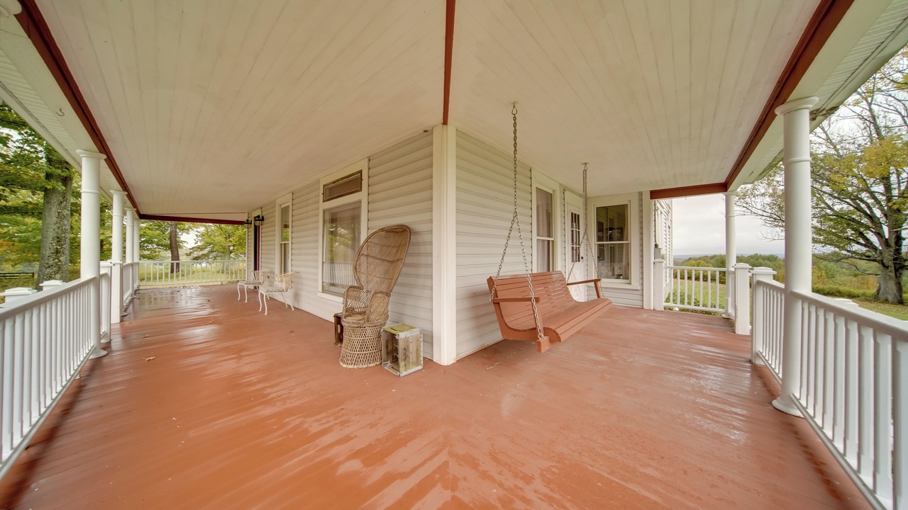 Photo of Patio Balcony in Chautauqua