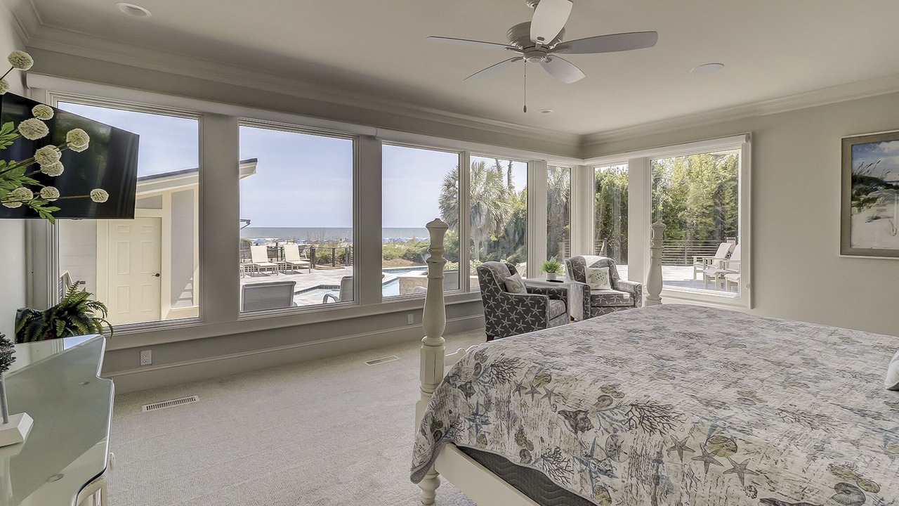 Photo of Bedroom in Oceanside
