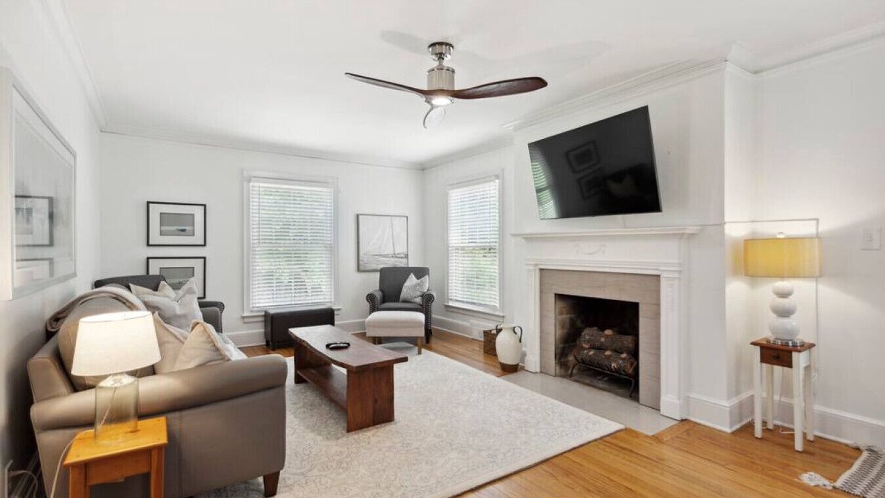 Photo of Livingroom in North Buckhead