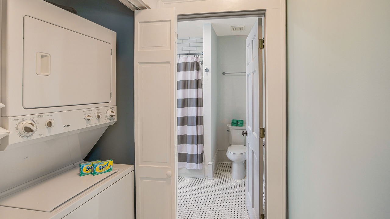 Photo of Bathroom in Beach Institute