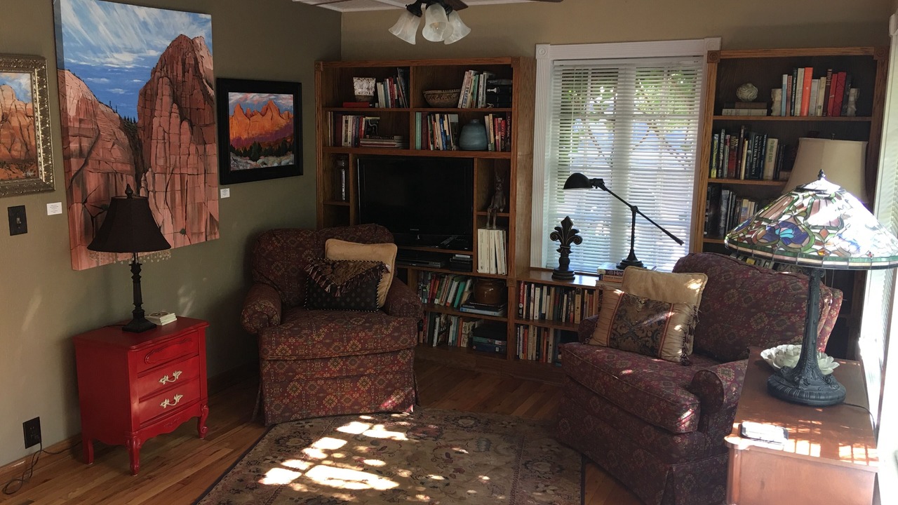Photo of Livingroom in Zion National Park South Entrance
