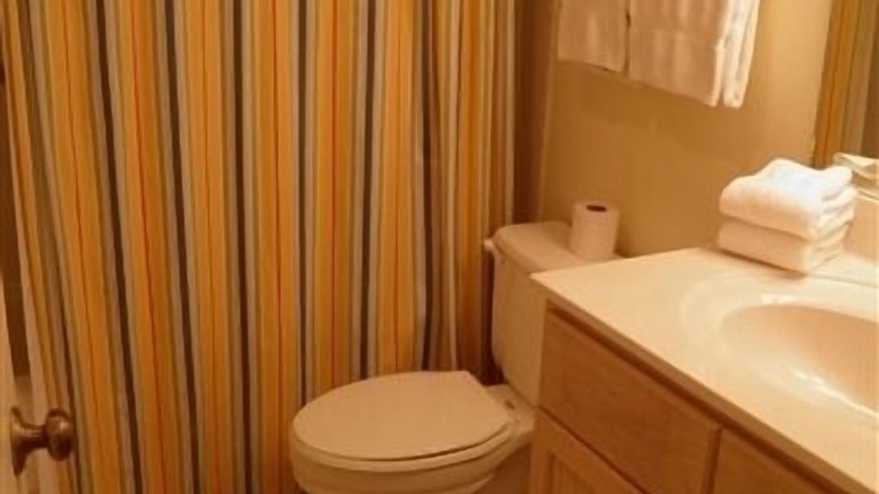 Photo of Bathroom in Saint Simons Island