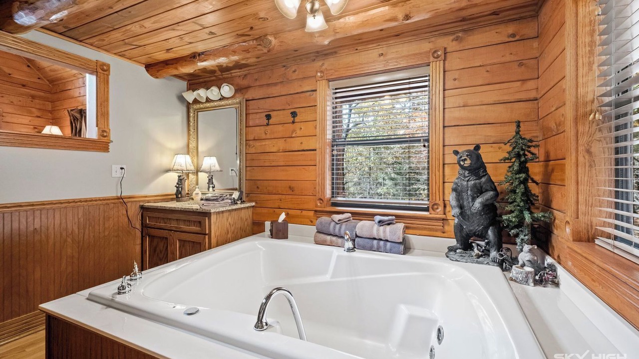 Photo of Bathroom in Eureka Springs