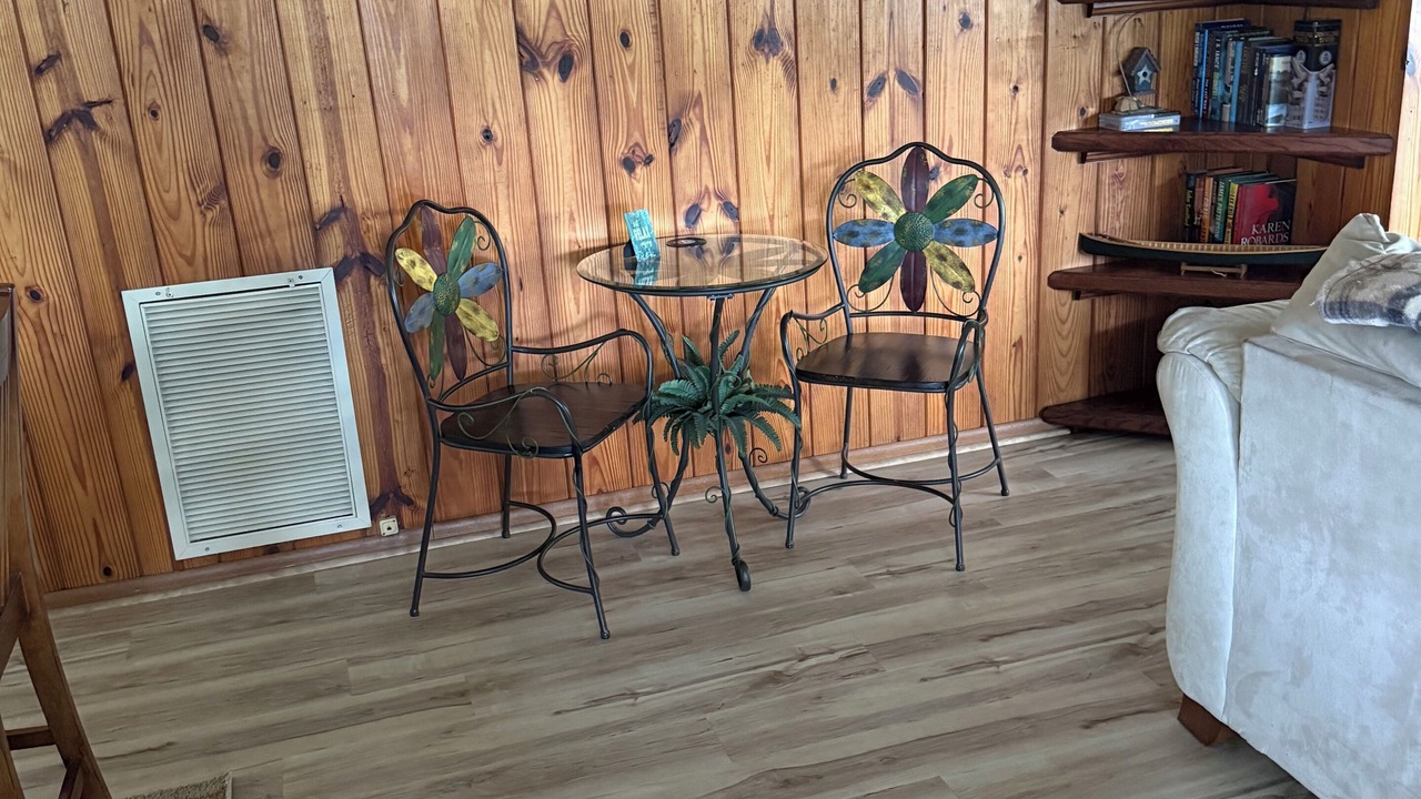 Photo of Livingroom in Muscle Shoals