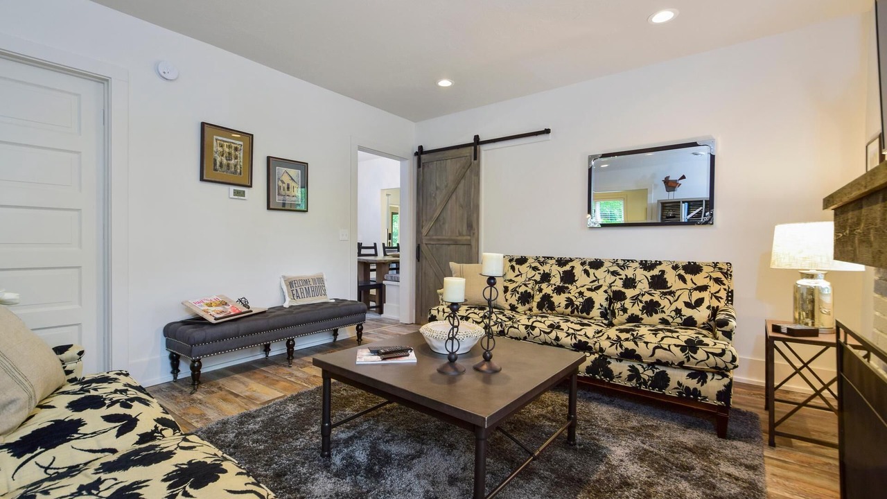 Photo of Livingroom in Saugatuck