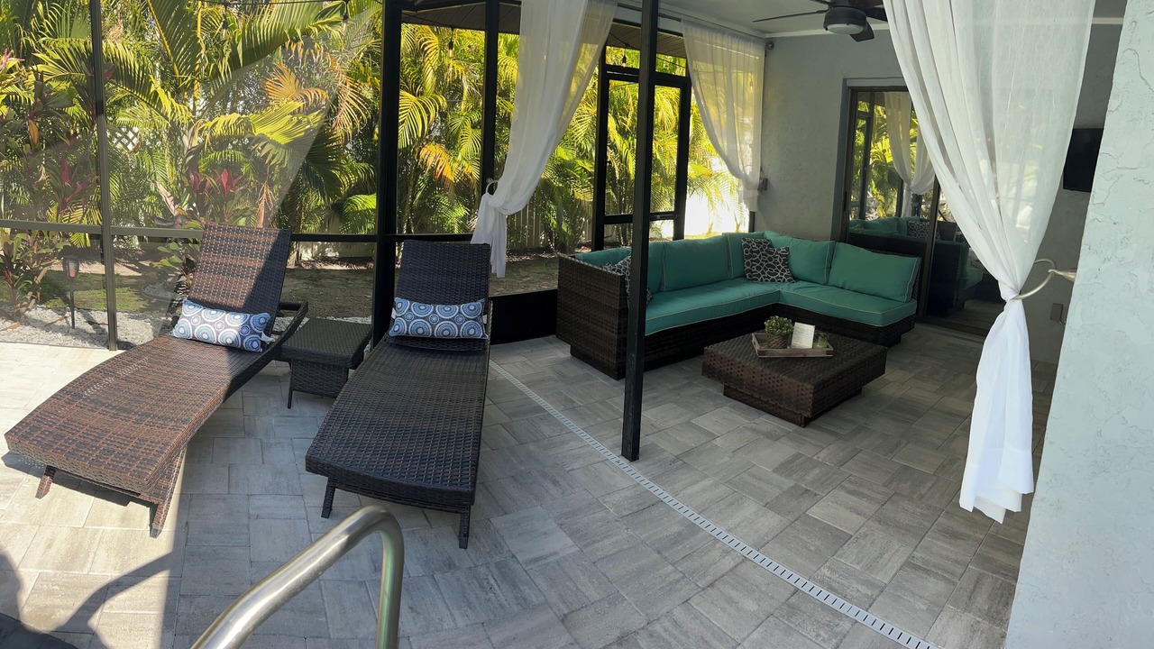 Photo of Patio Balcony in South Venice