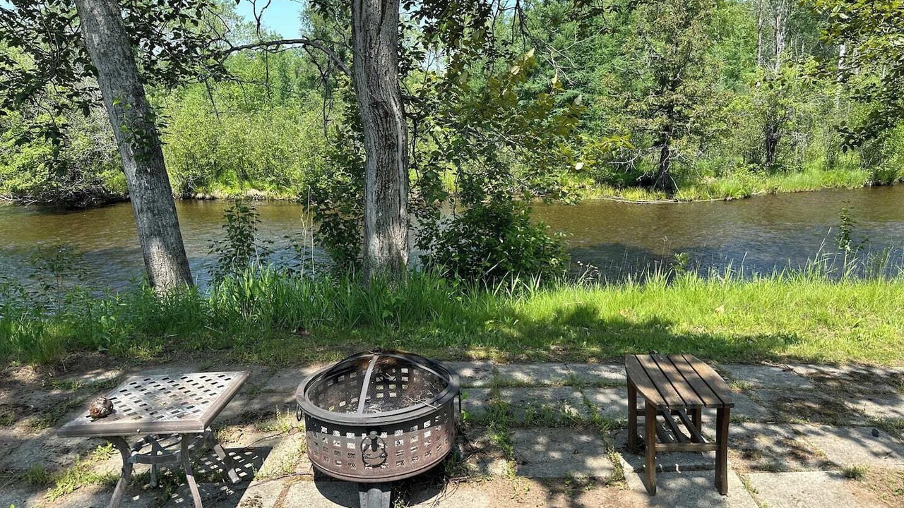 Photo of Outdoor in Grayling