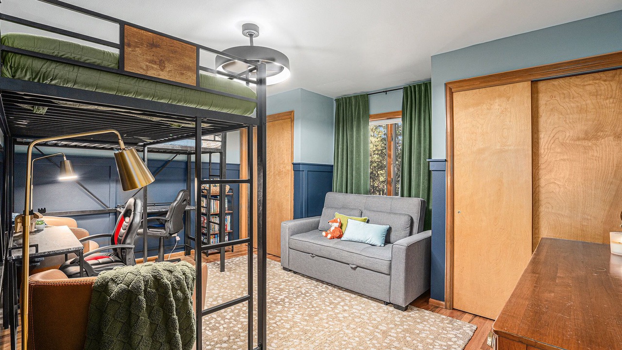 Photo of Bedroom in Colorado Springs