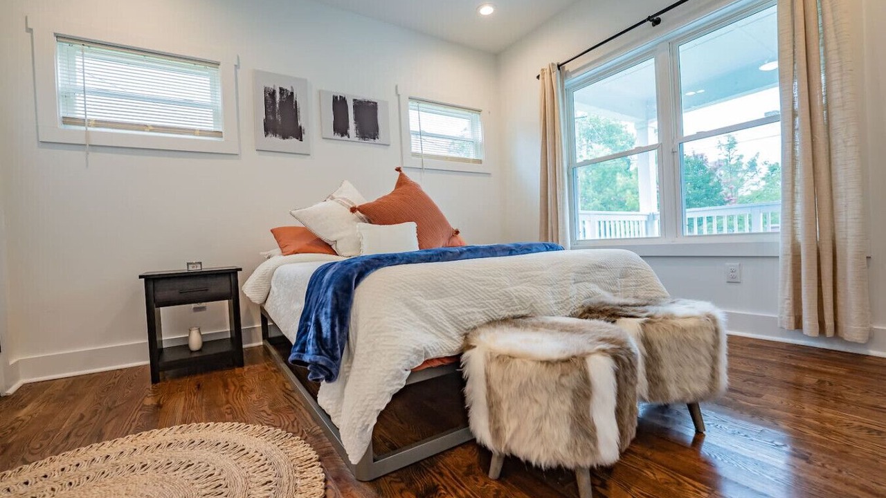 Photo of Bedroom in Eagan Park
