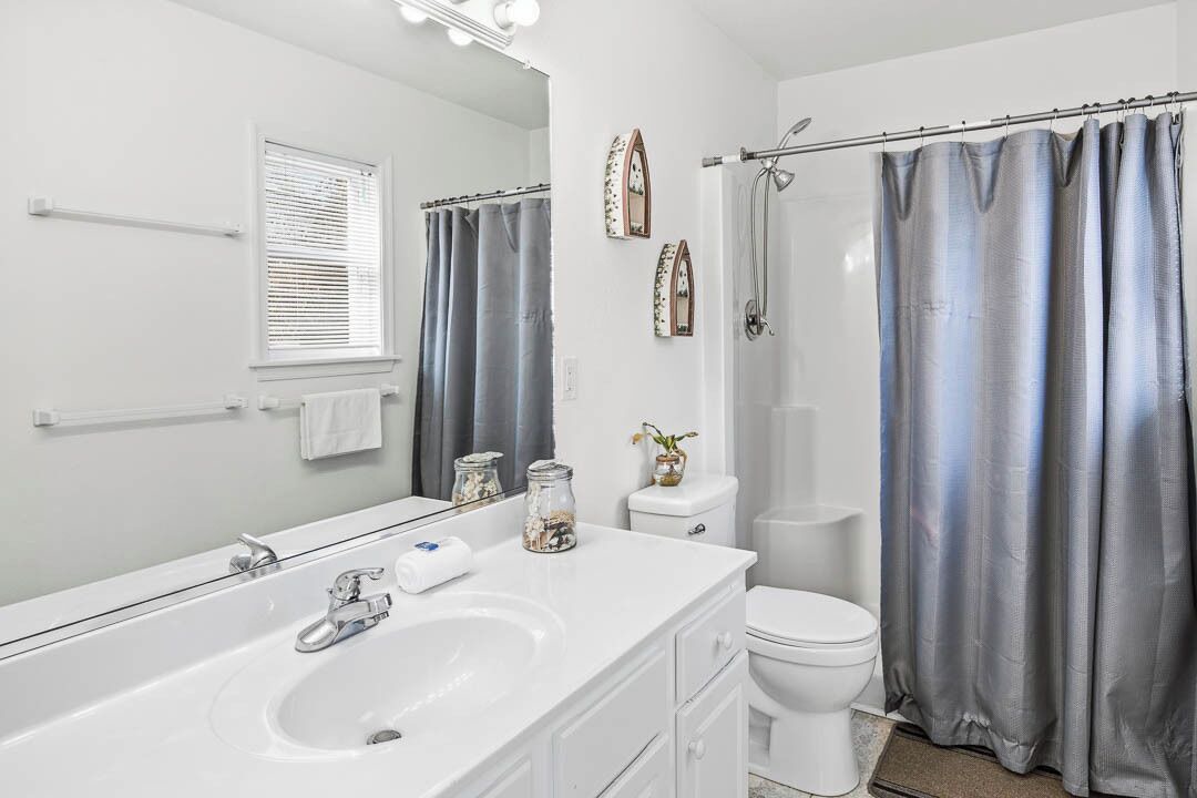 Photo of Bathroom in Carolina Dunes