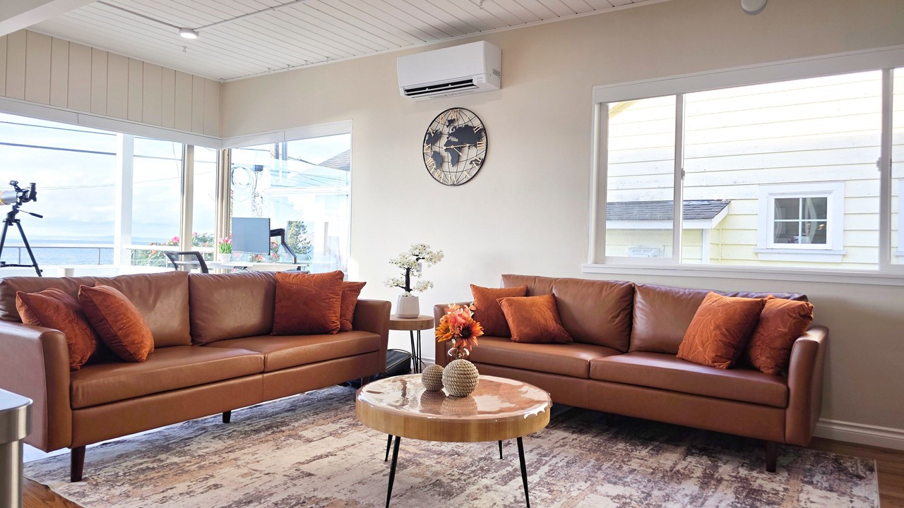 Photo of Livingroom in Alki