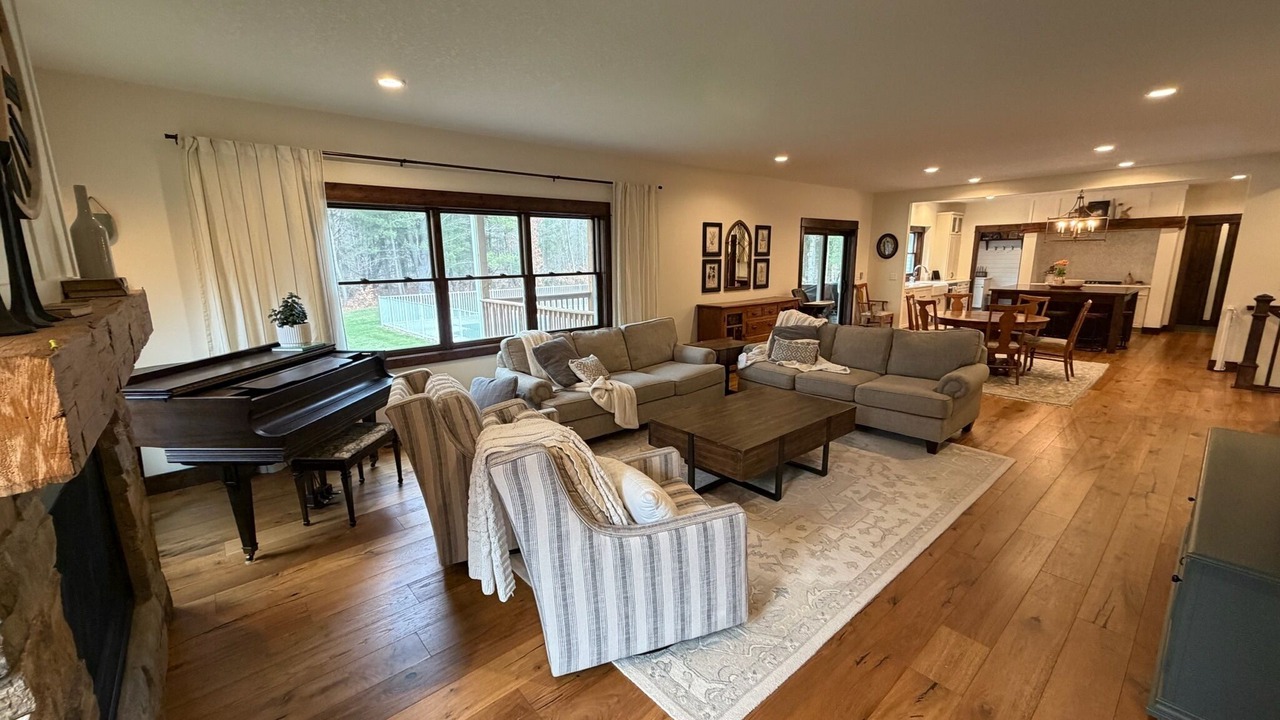 Photo of Livingroom in Fruitport