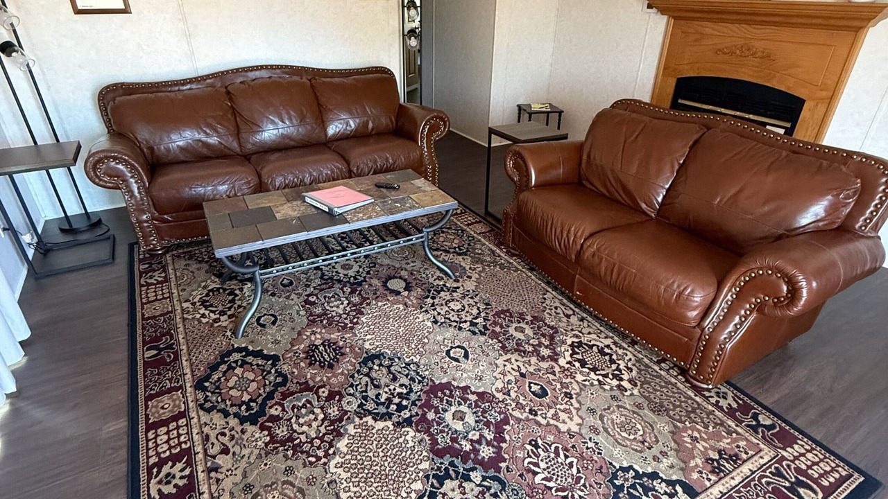 Photo of Livingroom in Buncombe