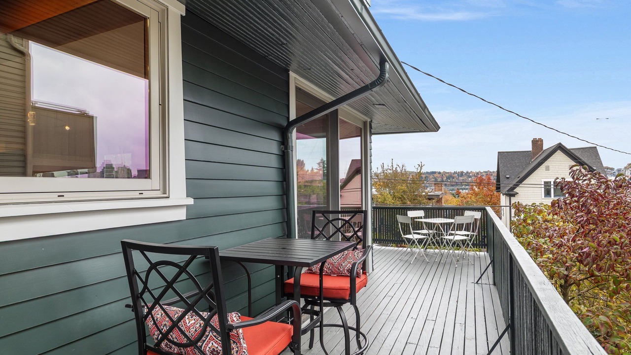 Photo of Outdoor in Lower Queen Anne
