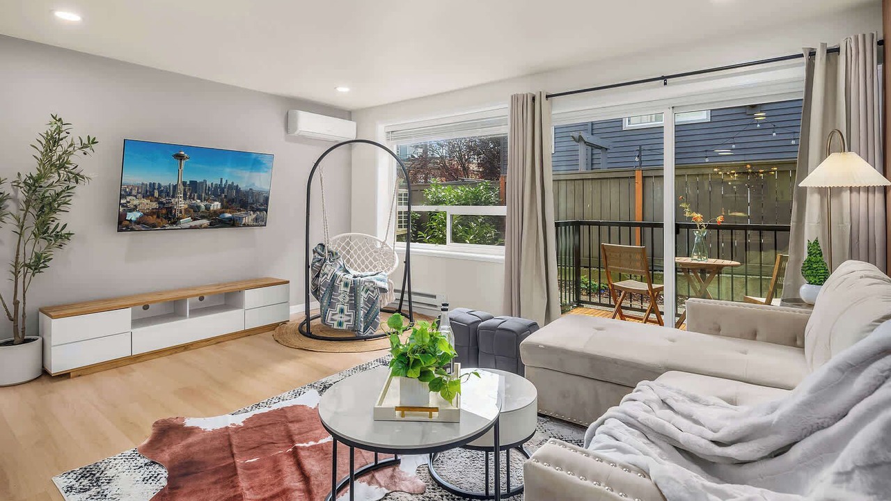 Photo of Bedroom in Lower Queen Anne