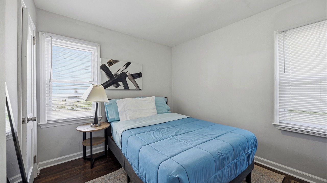Photo of Bedroom in Hapeville