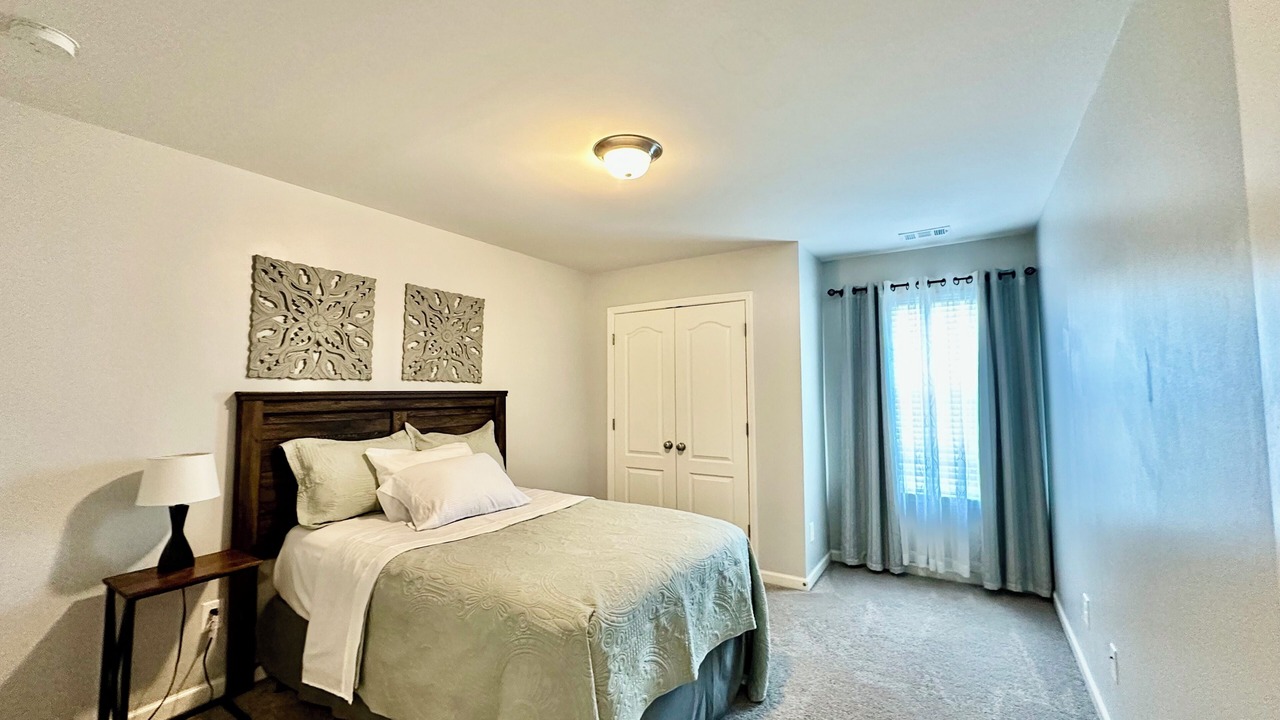 Photo of Bedroom in Fairburn